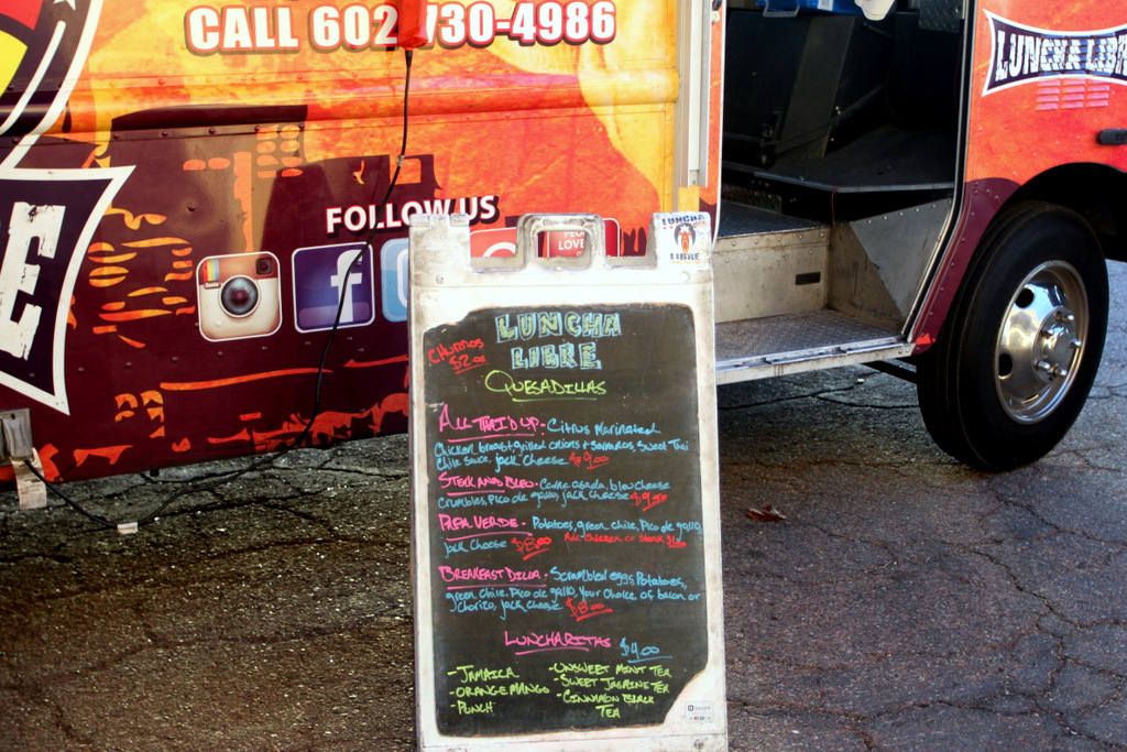 luncha-libre-food-truck-menu