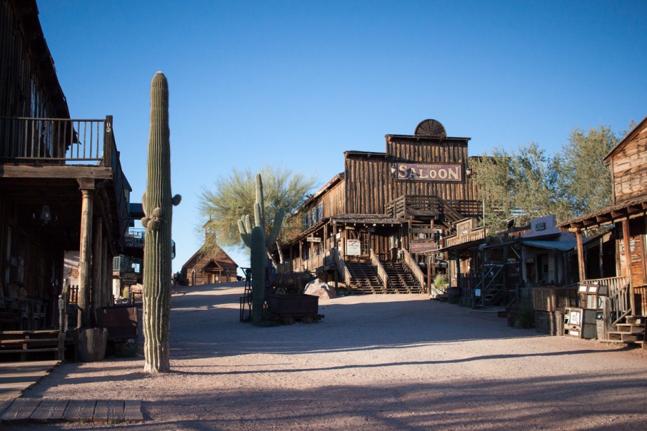 Goldfield Ghost Town in Apache Junction Phoenix With Kids