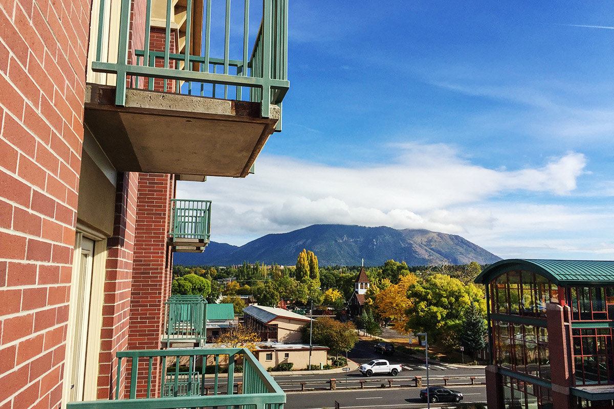 Flagstaff-Skyline-Chris-Tingom-Copyright-2015-Places-To-See-in-Arizona